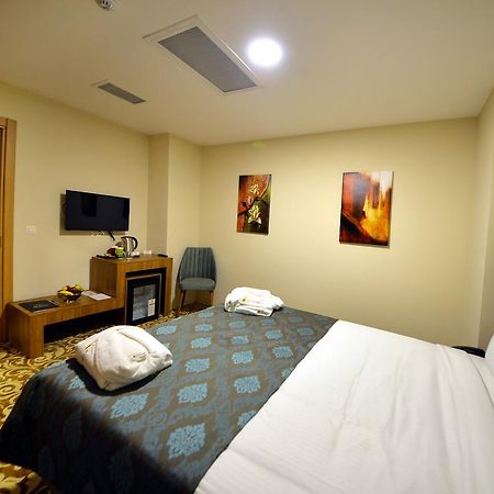 Sertac Hotel ซาคาร์ยา ภายนอก รูปภาพ