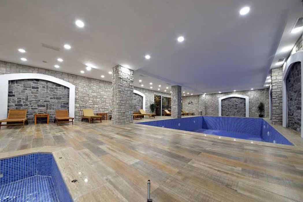 Sertac Hotel ซาคาร์ยา ภายนอก รูปภาพ